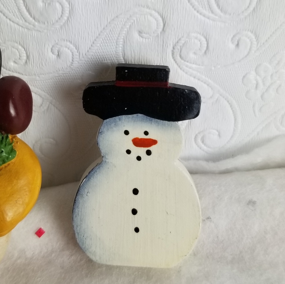 Snowman Pin Bundle - Picture 4 of 5